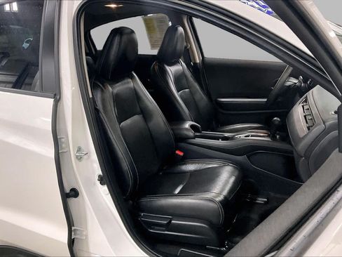 Used 2022 Honda HR-V EX image 7