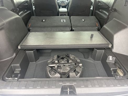 Used 2018 Chevrolet Equinox LT image 40