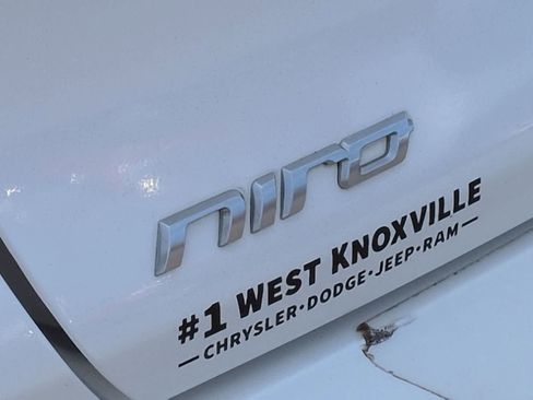 Used 2019 Kia Niro EX FWD image 13