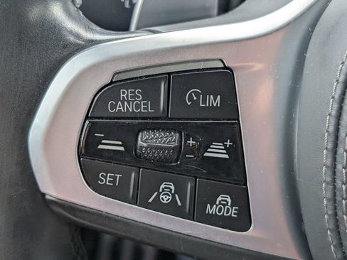 Used 2021 BMW X7 M50i AWD/4WD image 14