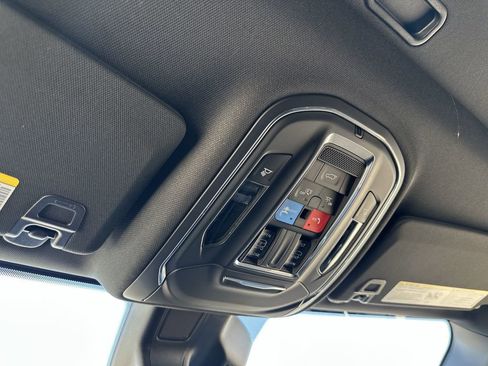 New 2025 Jeep Grand Cherokee L Altitude AWD/4WD image 33
