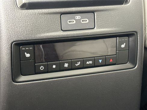 Certified 2025 MAZDA CX-90 3.3 Turbo w/ Premium Plus Pkg image 40