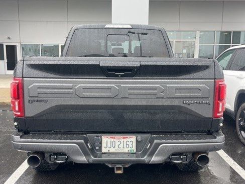 Used 2018 Ford F150 Raptor w/ Equipment Group 802A Luxury image 11