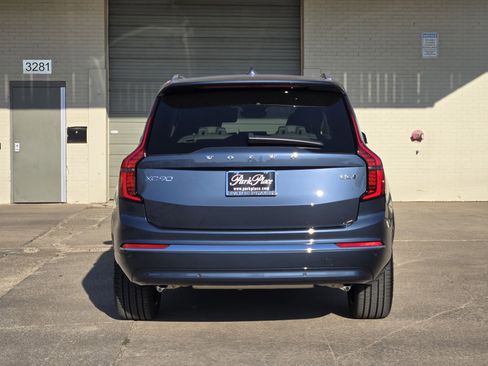 New 2026 Volvo XC90 B6 Ultra image 6