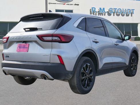 Used 2024 Ford Escape Active image 11