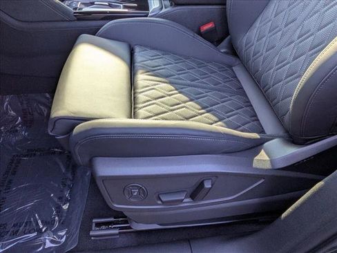 New 2026 Audi SQ5 Premium Plus AWD/4WD image 4