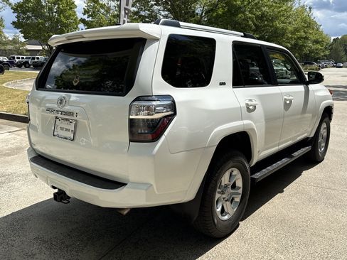 Used 2021 Toyota 4Runner SR5 Premium AWD/4WD image 7