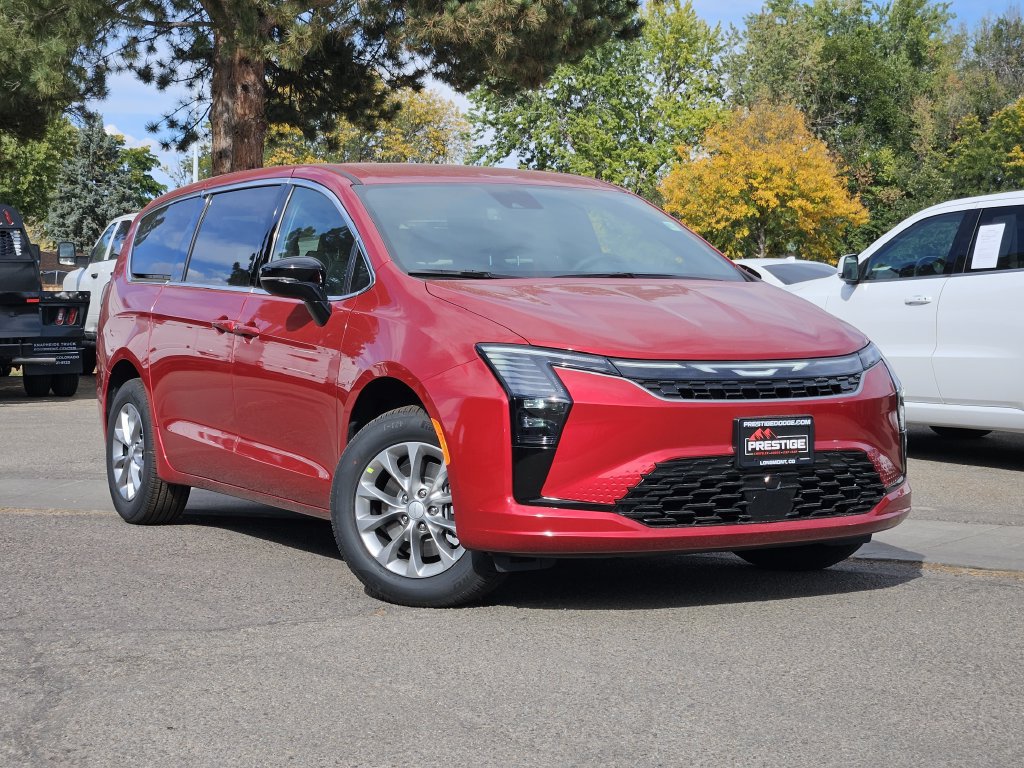 New 2027 Chrysler Pacifica Select AWD/4WD image 1