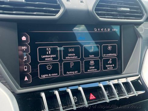 Used 2019 Lamborghini Urus AWD/4WD image 20