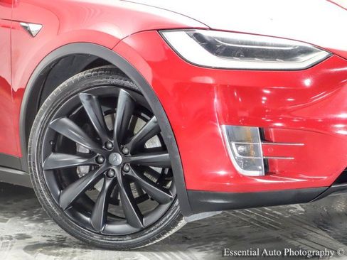 Used 2018 Tesla Model X 75D image 4