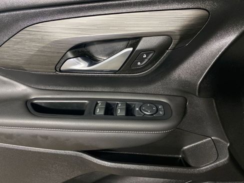 Certified 2023 GMC Terrain SLE w/ Driver Convenience Package FWD image 13
