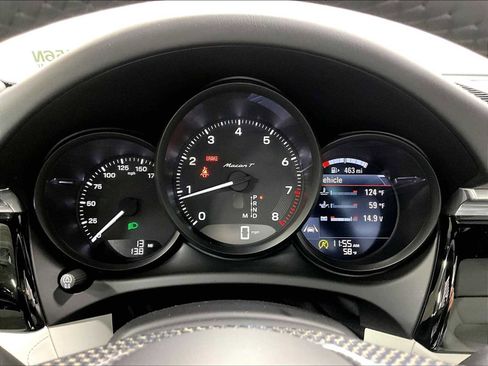 New 2026 Porsche Macan Turbo image 21