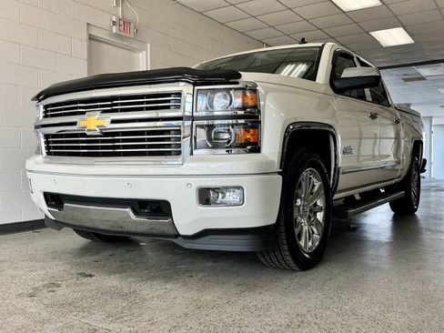 Used 2014 Chevrolet Silverado 1500 High Country w/ High Country Premium Package image 25