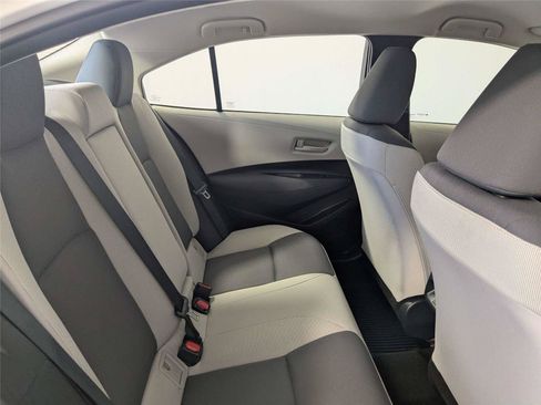 Used 2025 Toyota Corolla LE w/ Convenience Package FWD image 30