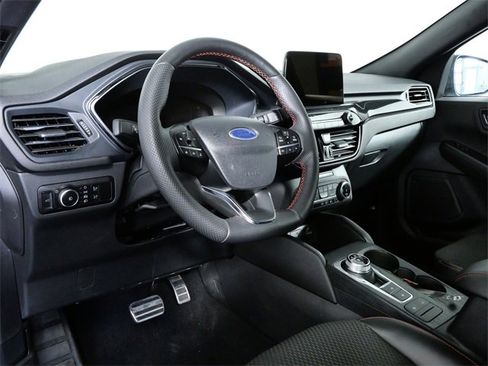 Used 2023 Ford Escape ST-Line Select w/ Class II Trailer Tow Package image 15