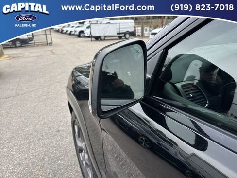 Used 2020 Jeep Grand Cherokee Limited X image 12