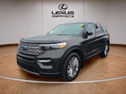 Used 2022 Ford Explorer Limited w/ Limited Technology Package