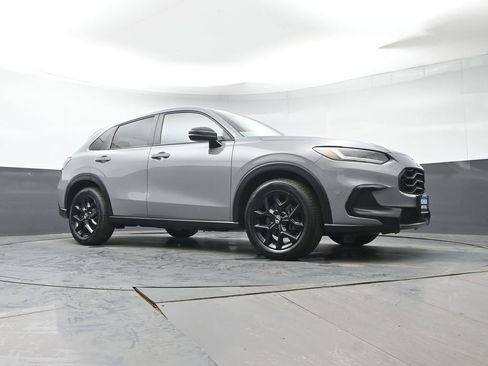 Certified 2024 Honda HR-V Sport image 33