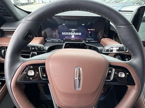 New 2026 Lincoln Aviator Reserve AWD/4WD image 27