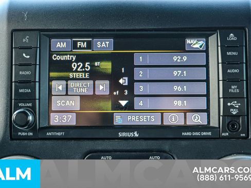 Used 2016 Jeep Wrangler Unlimited Sahara w/ Connectivity Group image 30