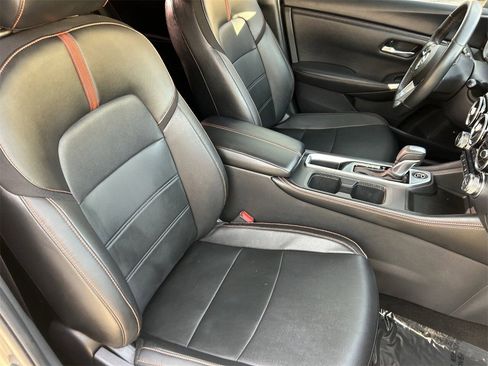 Certified 2023 Nissan Sentra SR w/ SR Premium Package image 10