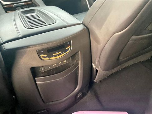 Used 2019 Cadillac Escalade Luxury image 30