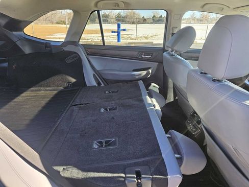 Used 2019 Subaru Outback 2.5i Limited image 38
