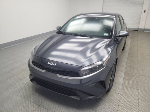 Used 2023 Kia Forte LXS w/ LXS Technology Package FWD image 15