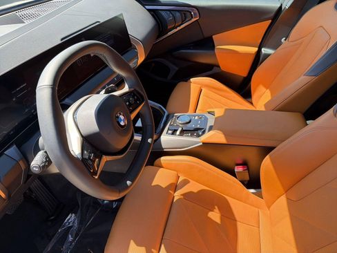 Used 2025 BMW X3 xDrive30i w/ Premium Package image 4