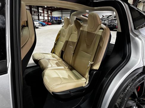 Used 2017 Tesla Model X P100D image 16