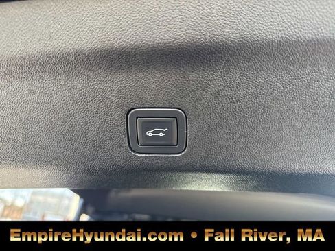 Used 2024 Chevrolet Suburban RST w/ Sport Performance Package image 7