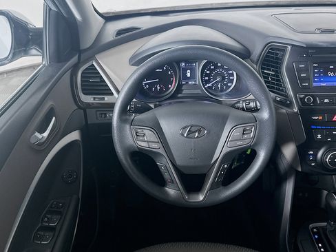 Used 2018 Hyundai Santa Fe Sport image 17