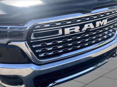 Used 2025 RAM 1500 Limited AWD/4WD image 30