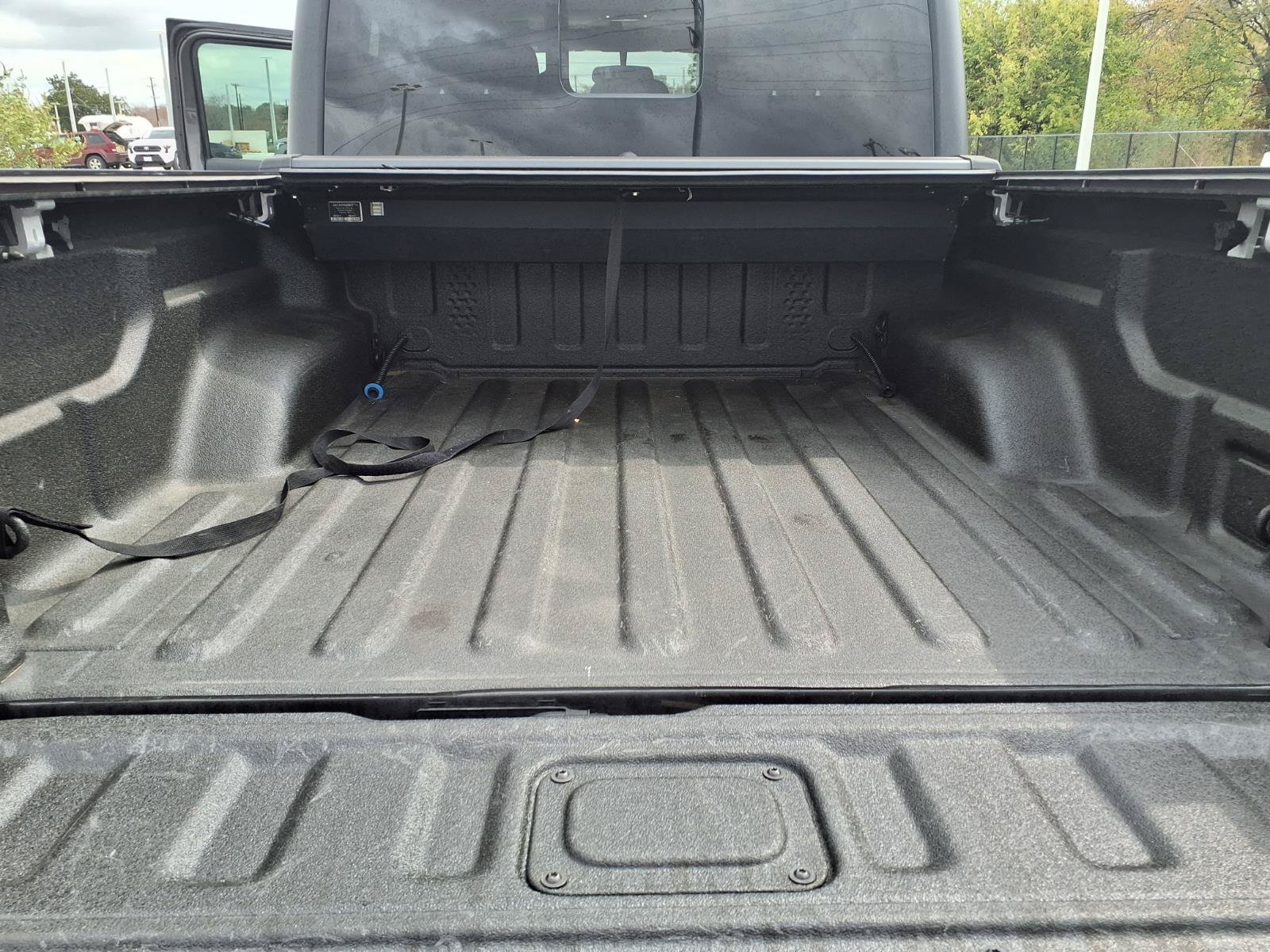 Used 2021 Jeep Gladiator Overland AWD/4WD image 28