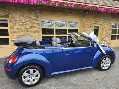 Used 2007 Volkswagen Beetle Convertible image 6