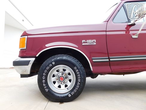 Used 1990 Ford F150 2WD Regular Cab image 9