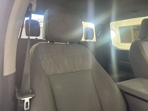 Used 2025 Ford F250 XLT image 30