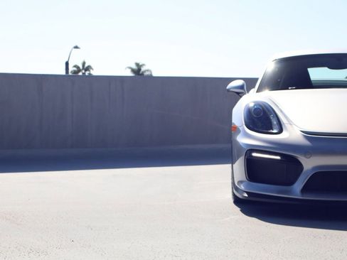 Certified 2016 Porsche Cayman GT4 image 12