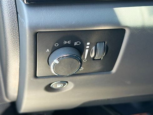 Used 2021 Jeep Grand Cherokee Trackhawk AWD/4WD image 10