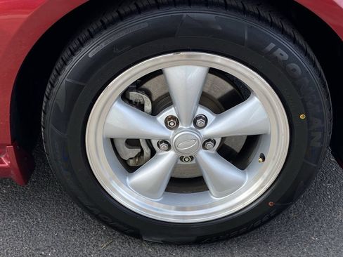 Used 2006 Ford Mustang GT Premium RWD image 8