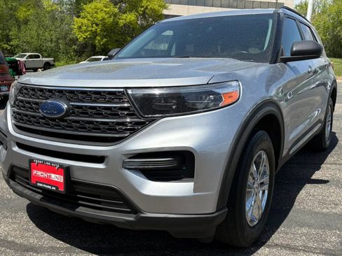 Used 2022 Ford Explorer XLT AWD/4WD image 15