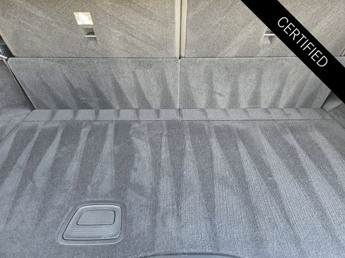 Used 2024 Mercedes-Benz GLS 580 4MATIC image 30