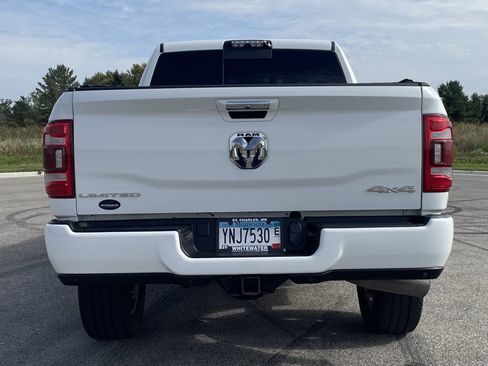 Used 2019 RAM 3500 Limited image 28