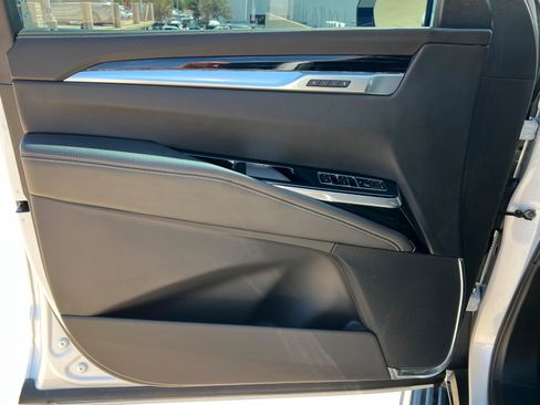 Used 2025 Cadillac Escalade Sport w/ Touring Package AWD/4WD image 15