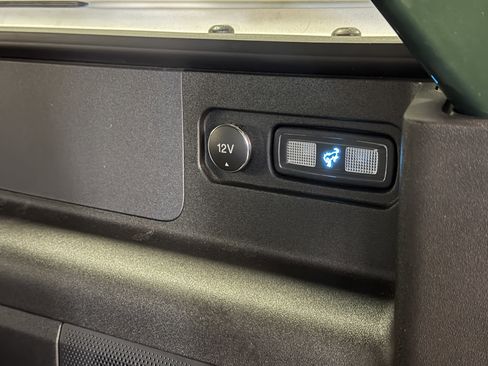Used 2025 Ford Bronco Badlands AWD/4WD image 27