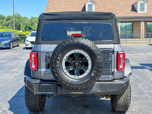 Used 2023 Ford Bronco Big Bend w/ Sasquatch Package AWD/4WD image 14