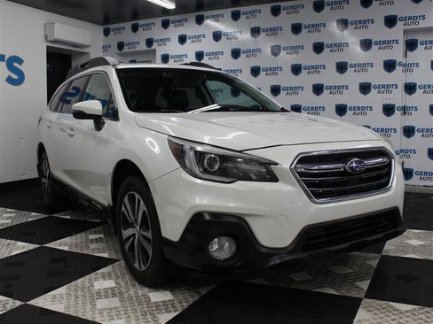 Used 2018 Subaru Outback 3.6R Limited AWD/4WD image 5