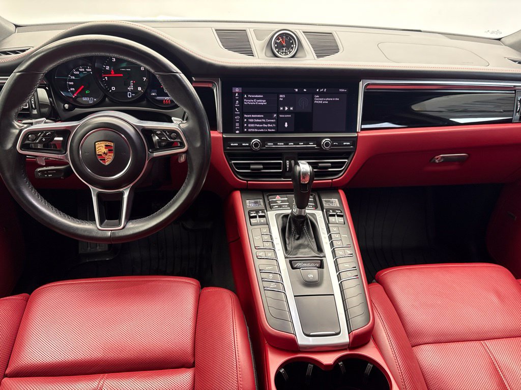 Certified 2020 Porsche Macan AWD/4WD image 29
