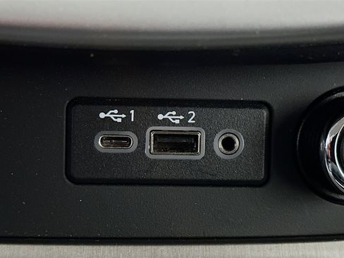 Used 2022 Nissan Murano S image 24