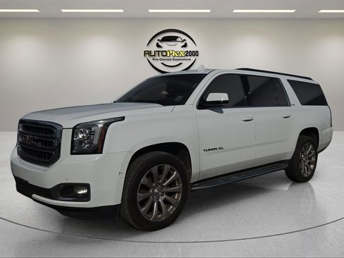 Used 2019 GMC Yukon XL SLT image 3